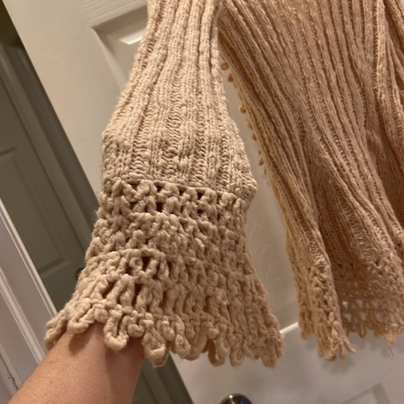 Express Vintage Beige Handknit Tie up Sweater - Picture 9 of 9